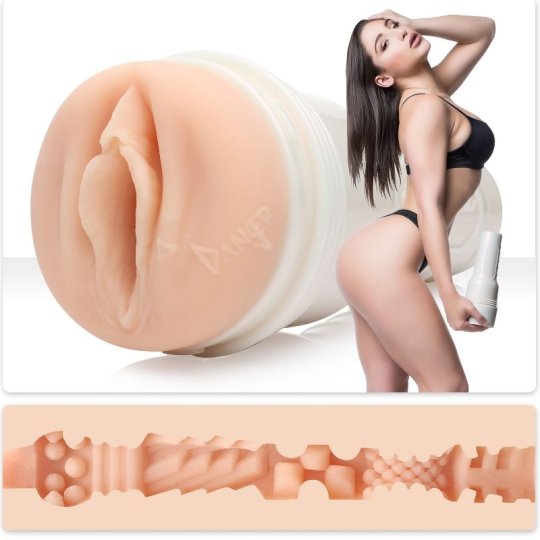 Masturb�tor FLESHLIGHT Girls Abella Danger vagina